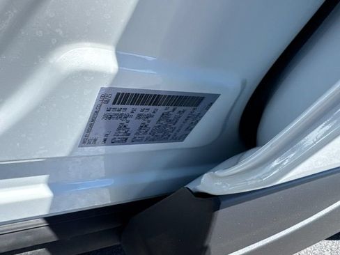 Certified 2026 Nissan Rogue SV FWD image 23