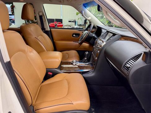 Used 2016 INFINITI QX80 4WD w/ Signature Edition Package image 57