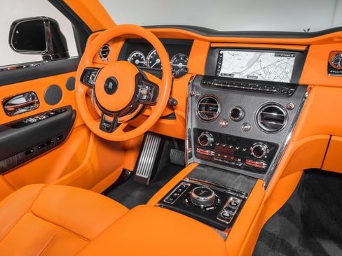 Used 2020 Rolls-Royce Cullinan image 31