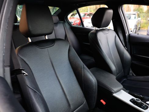 Used 2017 BMW 340i Sedan image 19