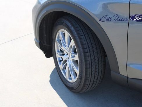 New 2026 Ford Explorer Platinum RWD image 5