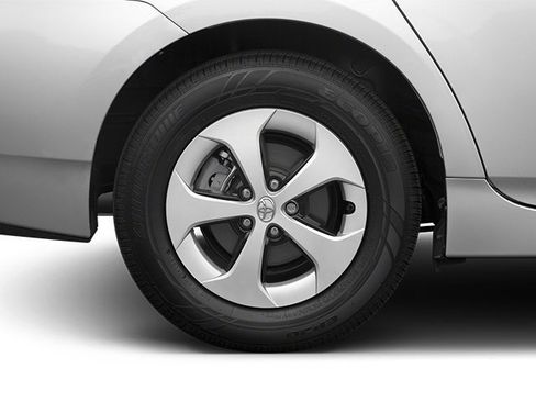 Used 2014 Toyota Prius Three FWD image 12