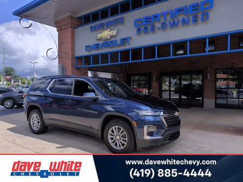 Used 2023 Chevrolet Traverse LT AWD/4WD image 1