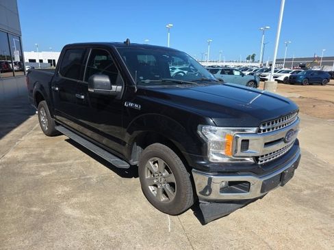 Used 2020 Ford F150 XLT w/ Equipment Group 302A Luxury RWD image 5