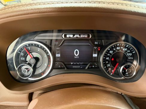 Used 2021 RAM 2500 Laramie AWD/4WD image 14