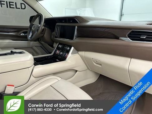 Used 2023 GMC Yukon Denali image 11