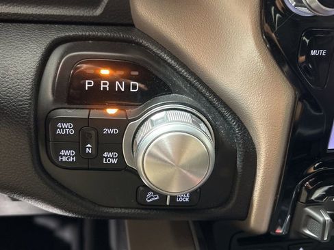 Used 2019 RAM 1500 Laramie w/ Sport Appearance Package image 32