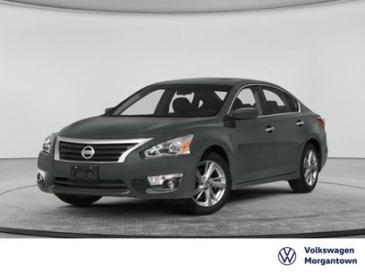 Used 2014 Nissan Altima 2.5 SV