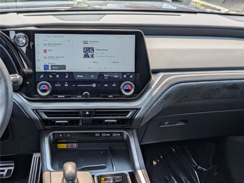 Certified 2025 Lexus TX 500h AWD w/ Technology Package image 21