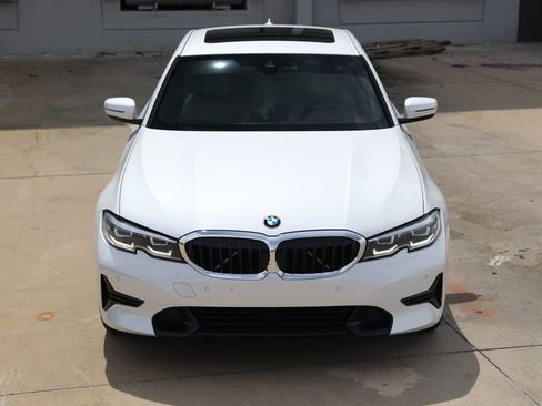Used 2022 BMW 330i Sedan w/ Premium Package RWD image 23