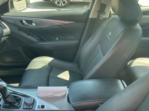 Used 2014 INFINITI Q50 Premium w/ Navigation Package image 9