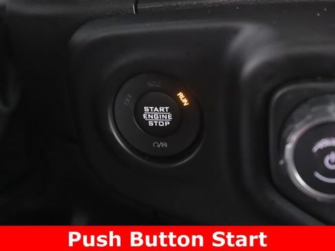 Used 2023 Jeep Wrangler Unlimited Sahara w/ Cold Weather Group AWD/4WD image 21