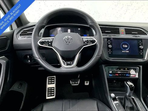 Used 2024 Volkswagen Tiguan SE R-Line FWD image 6