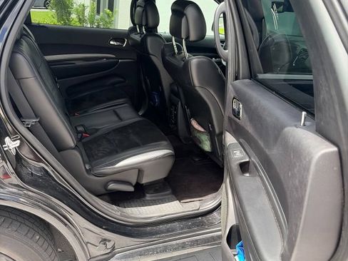 Used 2018 Dodge Durango GT w/ Blacktop Package RWD image 4