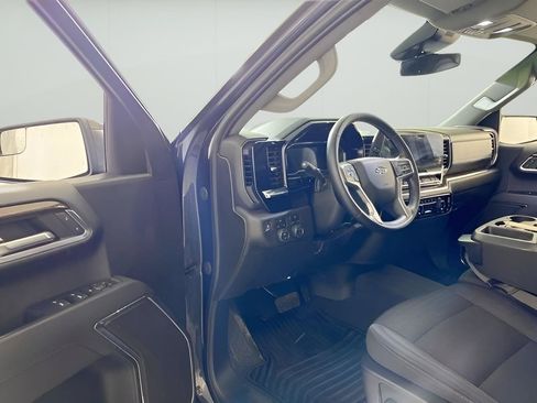 Used 2023 Chevrolet Silverado 1500 RST AWD/4WD image 31