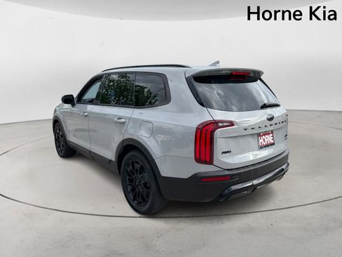 Used 2021 Kia Telluride SX w/ SX Prestige Package image 5