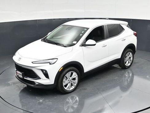 Used 2025 Buick Encore GX Preferred image 39