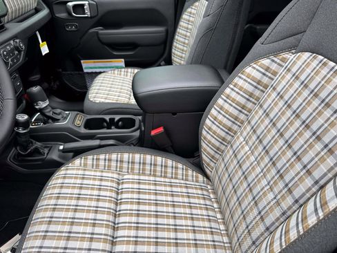 New 2026 Jeep Wrangler Unlimited Sport image 9