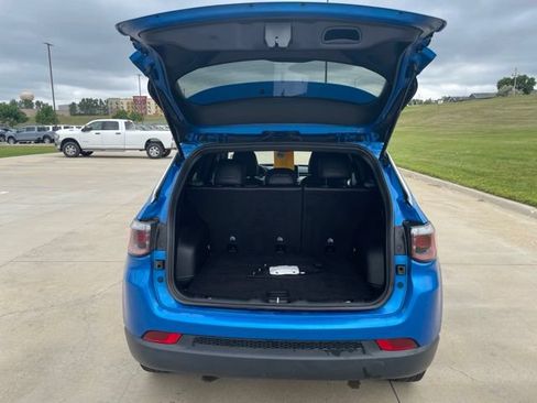 Used 2024 Jeep Compass Latitude AWD/4WD image 18