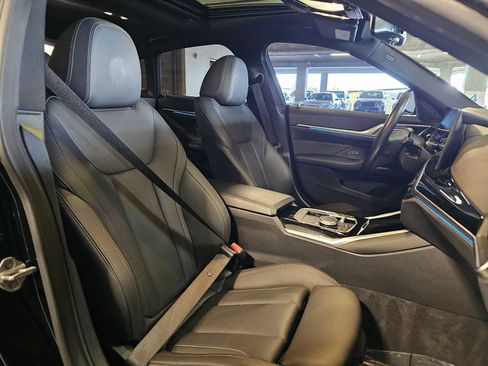 Used 2023 BMW i4 eDrive40 w/ Premium Package RWD image 32