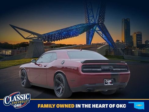 Used 2020 Dodge Challenger SRT Hellcat RWD image 5