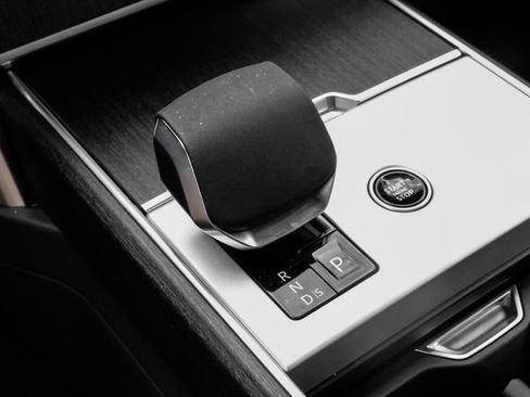 New 2026 Land Rover Range Rover SE AWD/4WD image 33