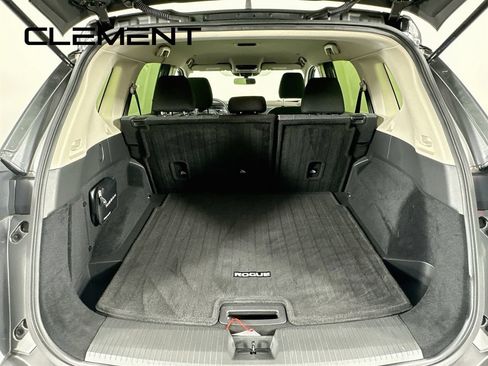 Used 2023 Nissan Rogue SV AWD/4WD image 11