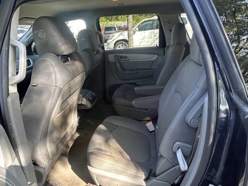 Used 2016 Chevrolet Traverse LT w/ Style and Technology Package AWD/4WD image 8
