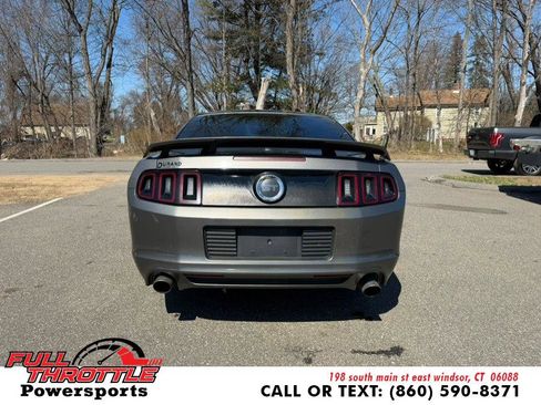 Used 2013 Ford Mustang GT Premium w/ Brembo Brake Pkg RWD image 9