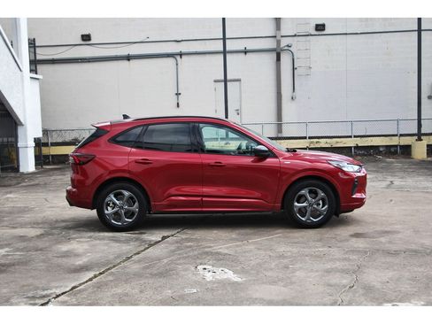 Used 2023 Ford Escape ST-Line w/ Tech Pack #1 FWD image 8