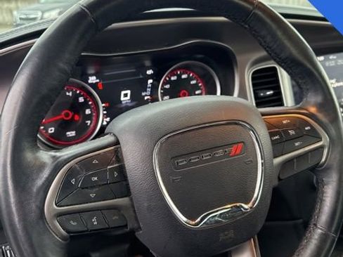 Used 2019 Dodge Charger SXT w/ Plus Group image 11