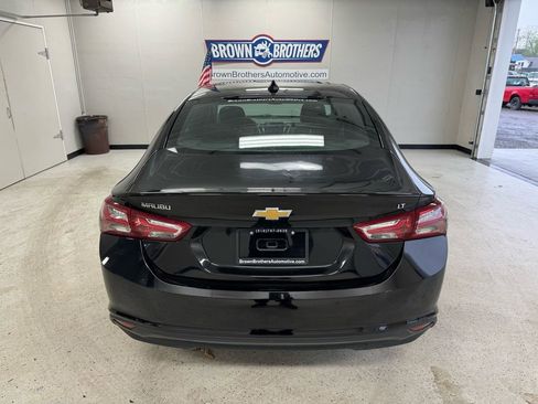 Used 2020 Chevrolet Malibu LT w/ Leather Package FWD image 5
