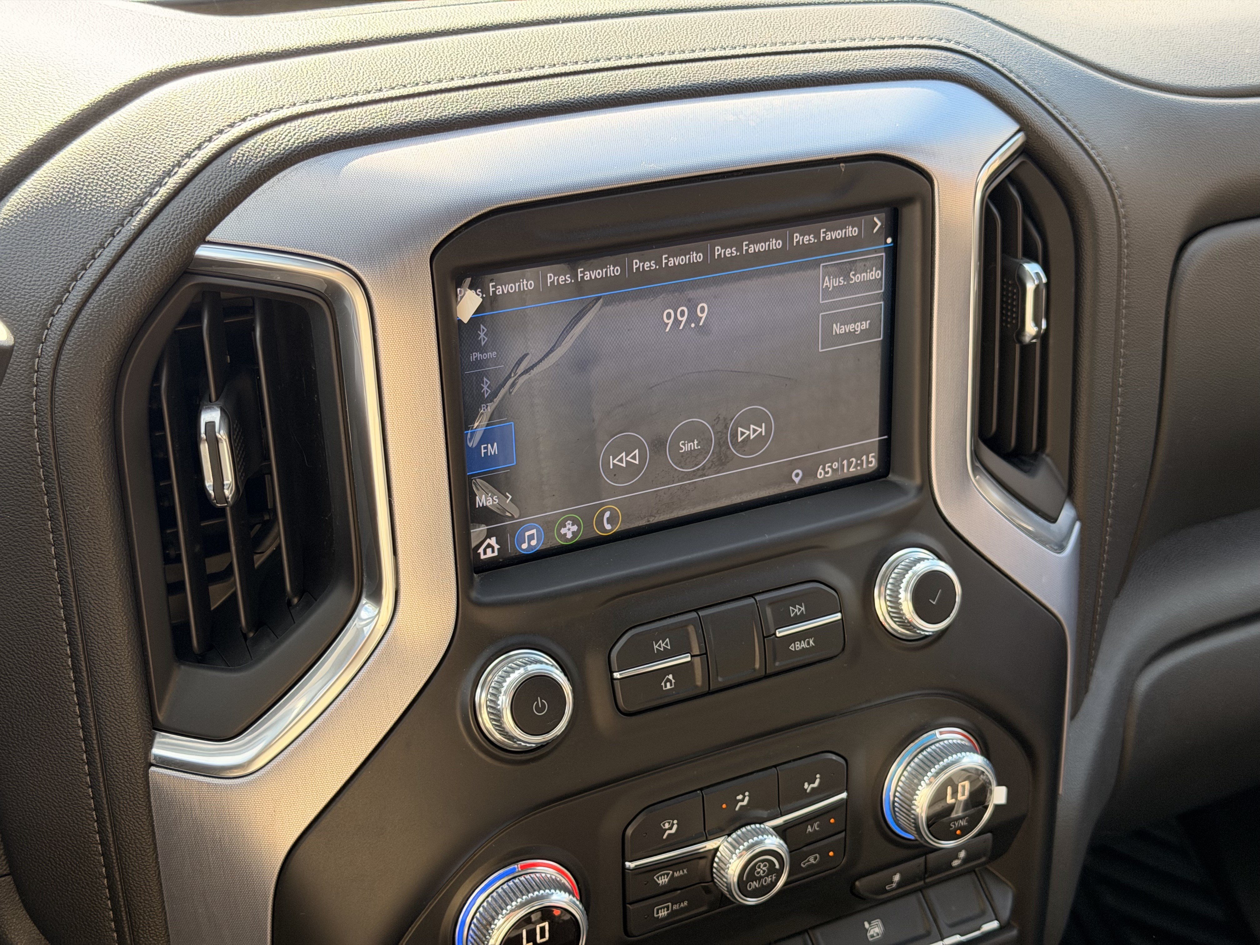 Used 2019 GMC Sierra 1500 SLE w/ SLE Value Package AWD/4WD image 30
