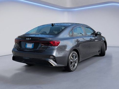 Used 2024 Kia Forte LXS FWD image 4
