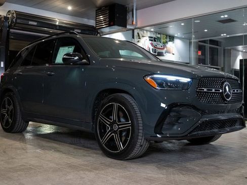 New 2026 Mercedes-Benz GLE 450 4MATIC image 1