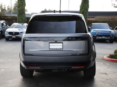 New 2026 Land Rover Range Rover SE image 7