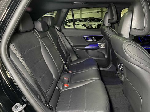 New 2025 Mercedes-Benz GLC 300 4MATIC image 13