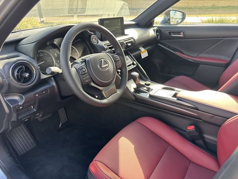 Used 2025 Lexus IS 350 F Sport image 16