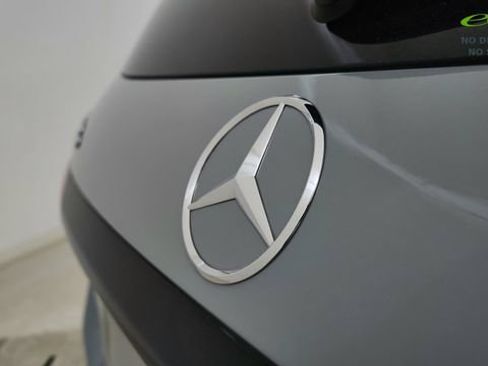 Used 2026 Mercedes-Benz GLC 350e 4MATIC image 18