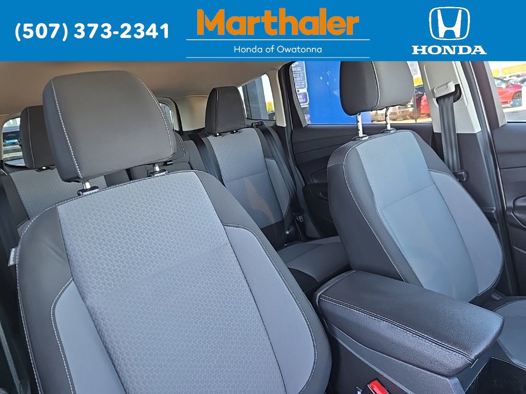 Used 2017 Ford Escape SE w/ SE Cold Weather Package AWD/4WD image 20