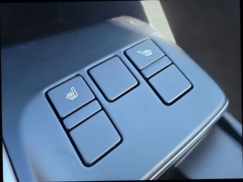 Used 2024 Kia Sportage LX image 27