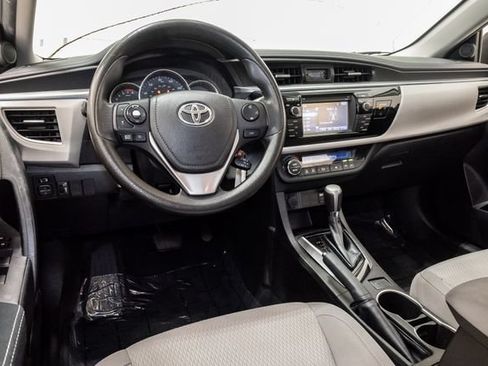 Used 2014 Toyota Corolla LE FWD image 7