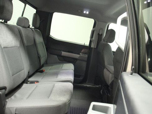 Used 2022 Ford F150 XLT w/ Equipment Group 302A High image 16