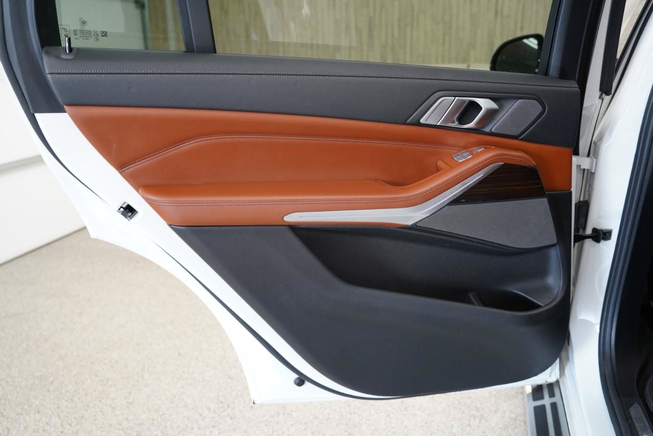 Used 2019 BMW X7 xDrive40i w/ Premium Package AWD/4WD image 42