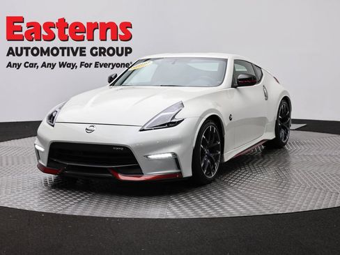 Used 2020 Nissan 370Z NISMO RWD image 1