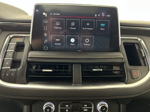 Used 2024 GMC Yukon AT4 w/ Technology Package AWD/4WD image 23