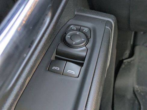 Used 2024 GMC Sierra 2500 Pro w/ Convenience Package image 19