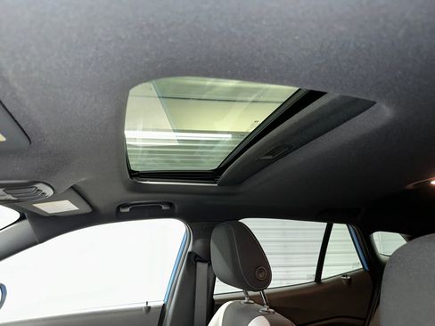 Certified 2024 Chevrolet Trax RS w/ Sunroof Package image 6