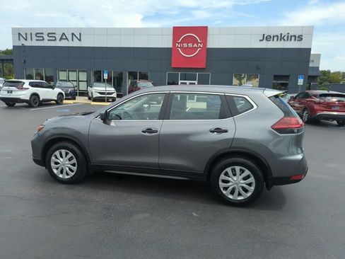 Certified 2020 Nissan Rogue S FWD image 10