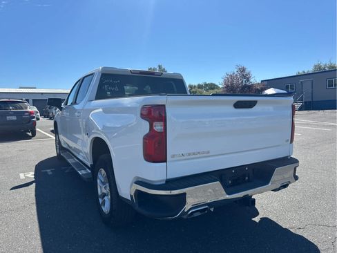 Used 2025 Chevrolet Silverado 1500 LT AWD/4WD image 7